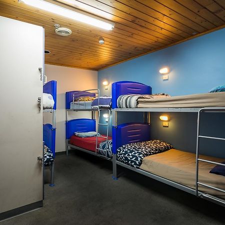 Blue Galah International Backpackers Hostel Аделаида Экстерьер фото